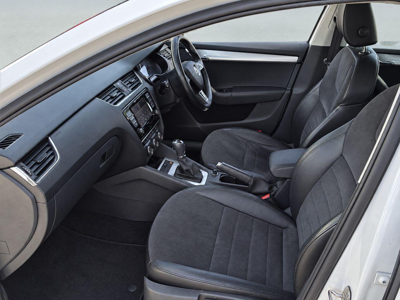 Skoda Octavia view 6