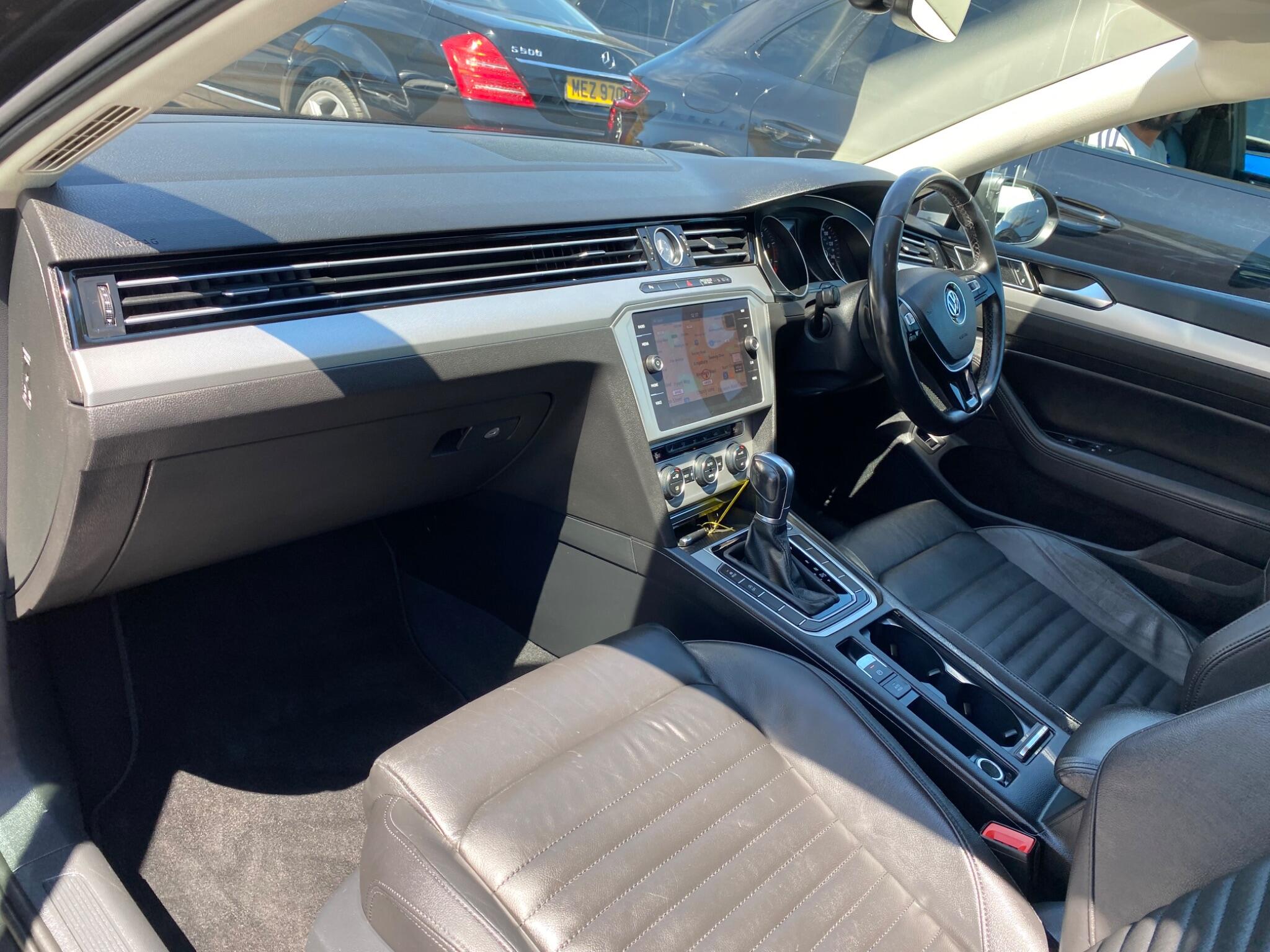 Volkswagen Passat view 40