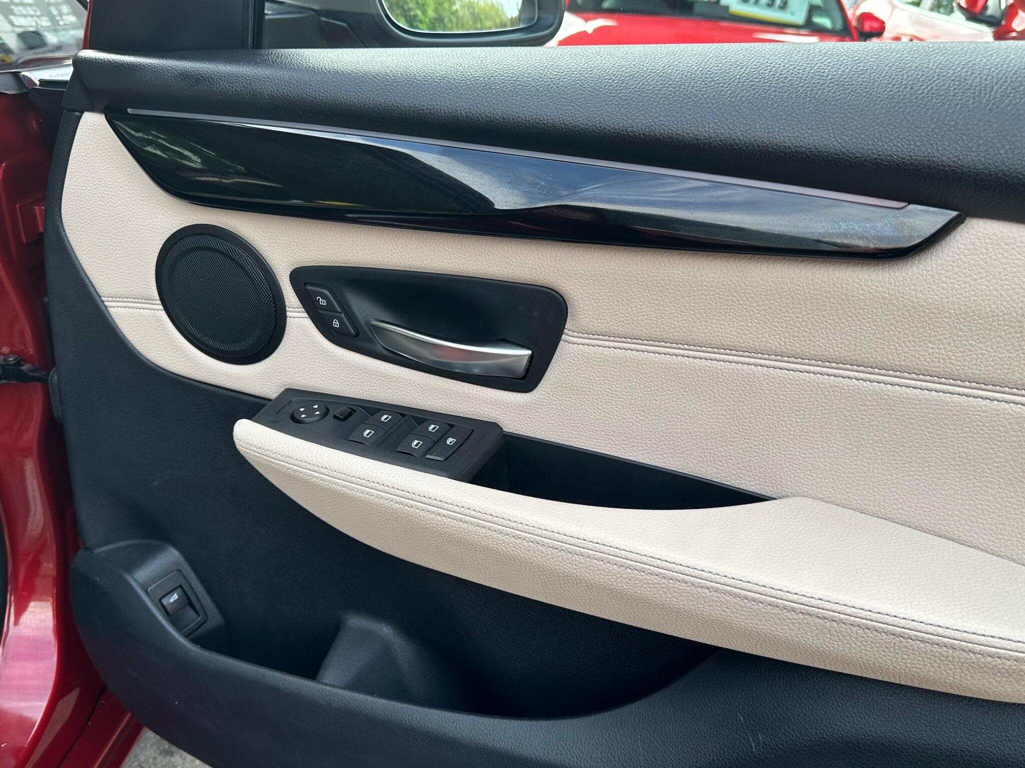 BMW 2 Series Active Tourer view 60