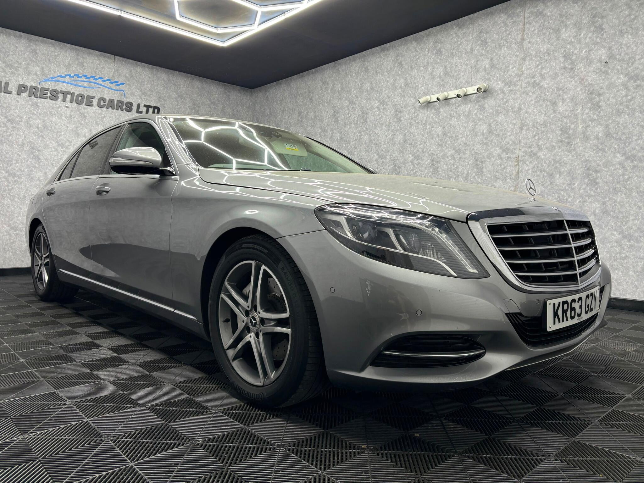 Mercedes-Benz S Class view 3