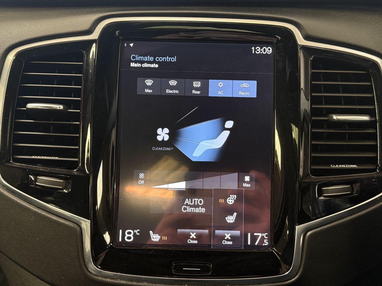 Volvo XC90 view 52