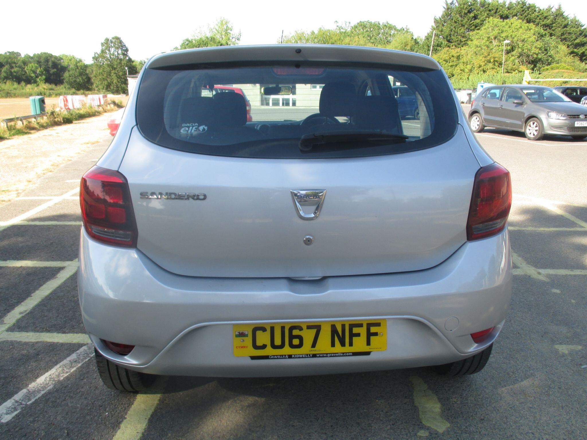 Dacia Sandero view 12