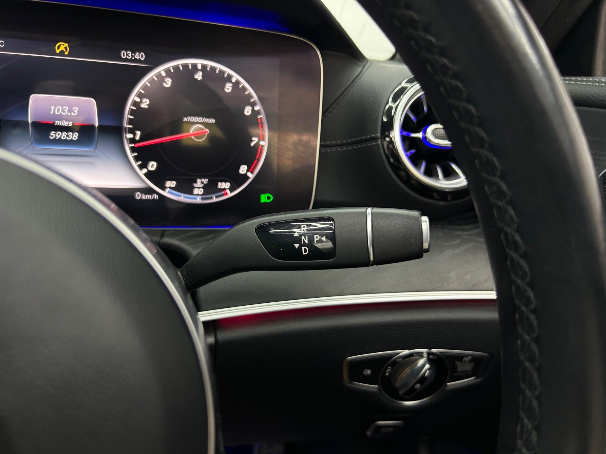 Mercedes-Benz E-Class view 25