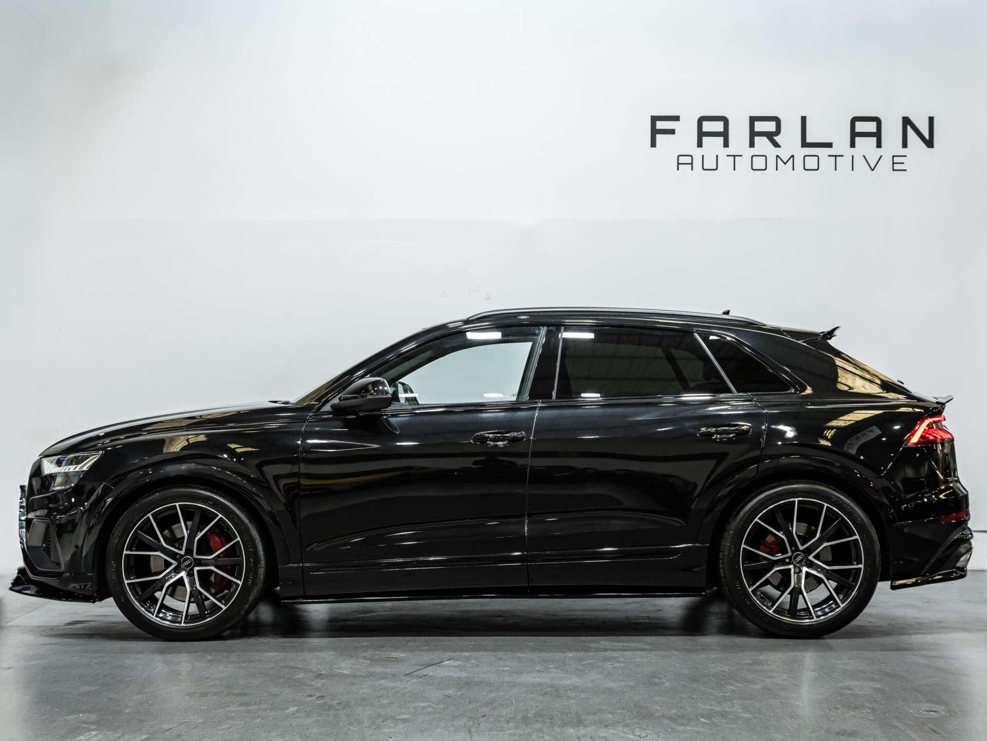 Audi SQ8 view 25