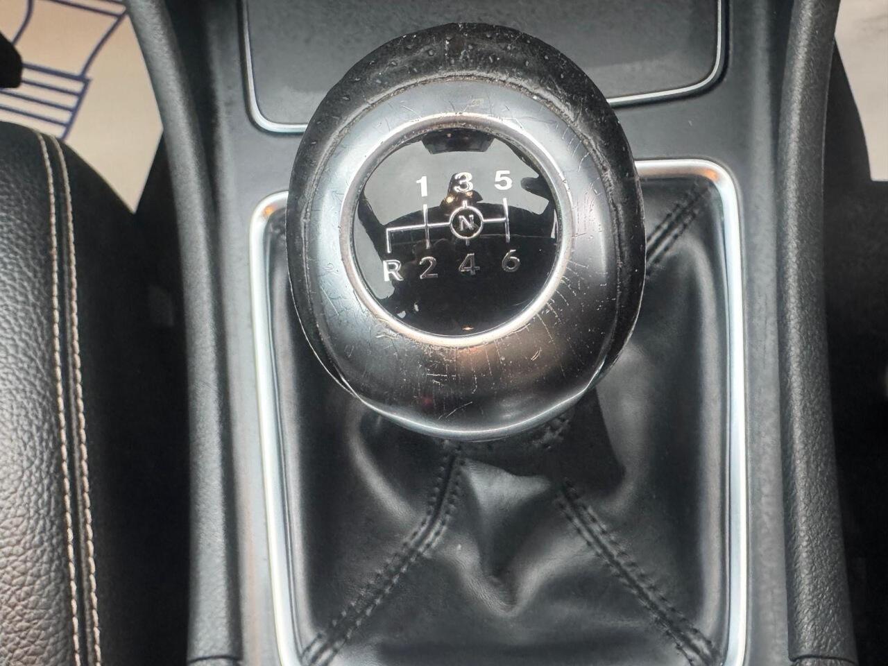 Mercedes-Benz Cla view 17
