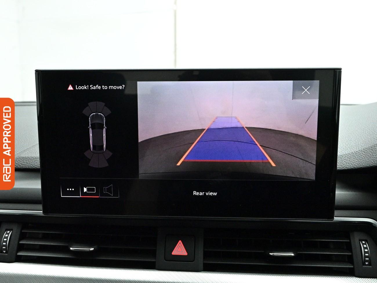 Audi A5 view 3