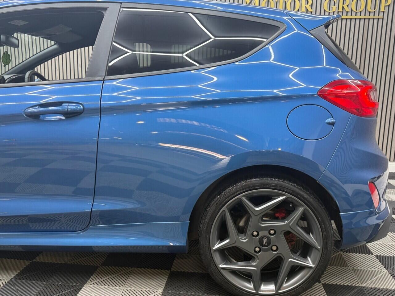 Ford Fiesta view 32