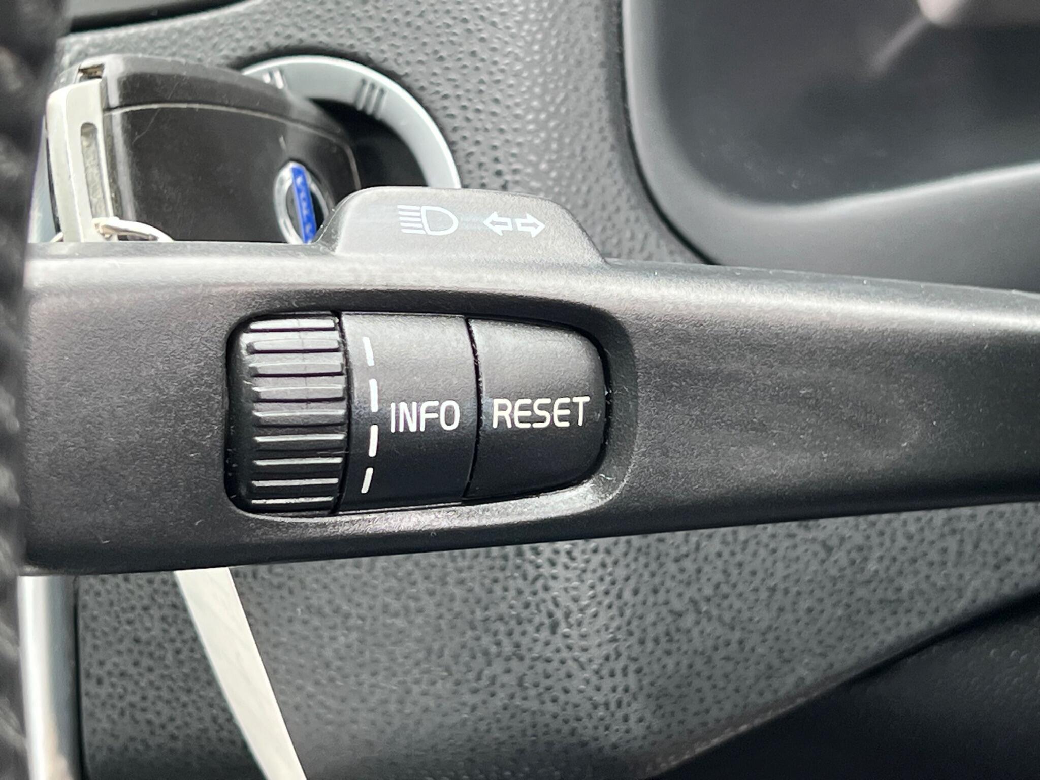 Volvo S40 view 40