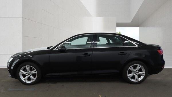 Audi A4 view 8