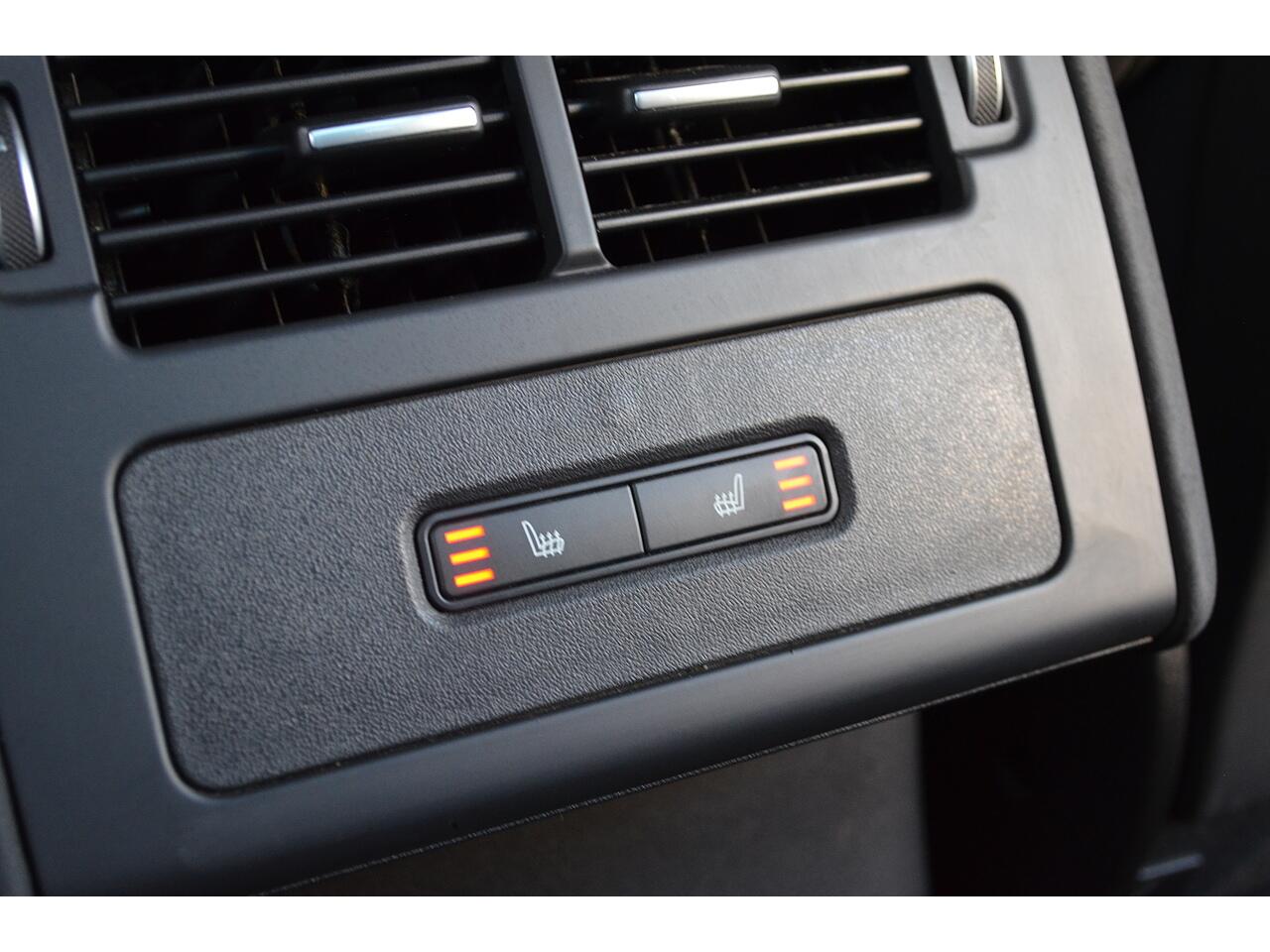Land Rover Discovery view 31