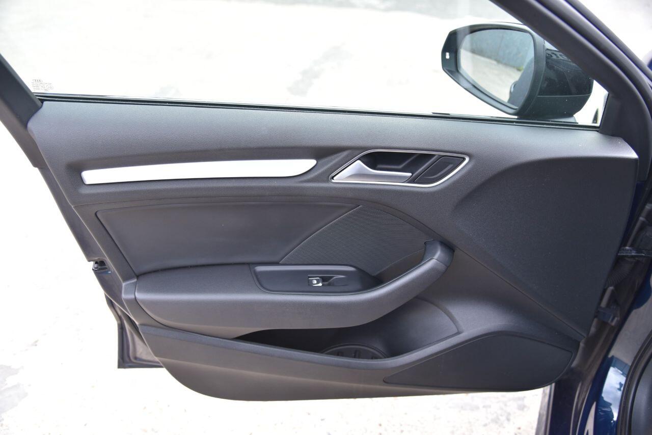 Audi A3 view 54