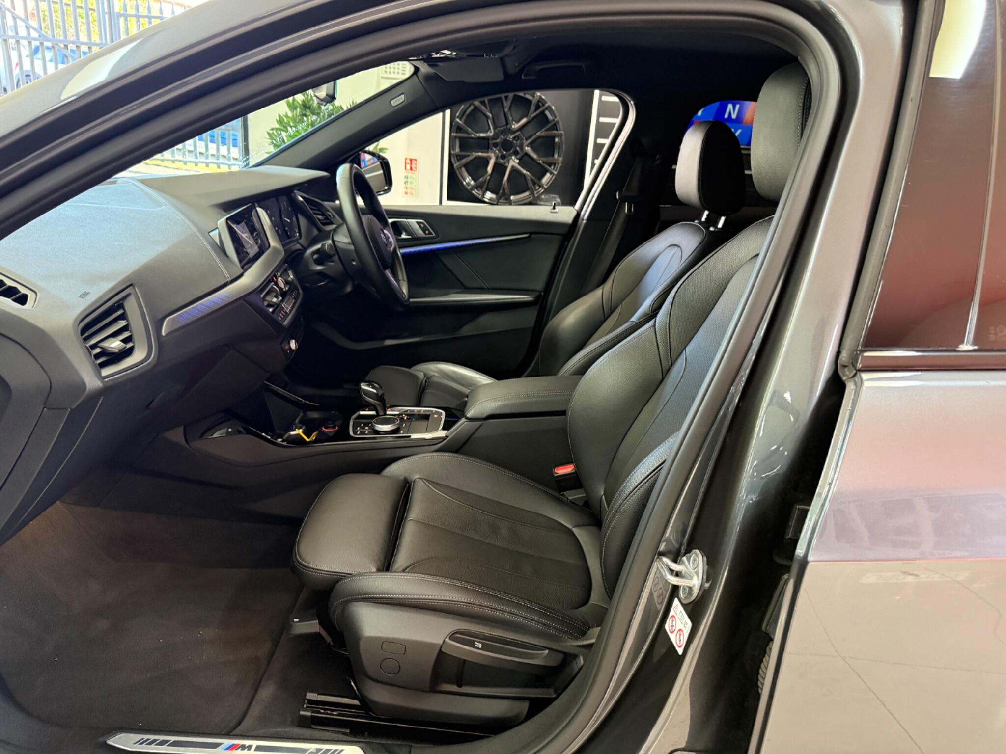 BMW 1 Series view 31