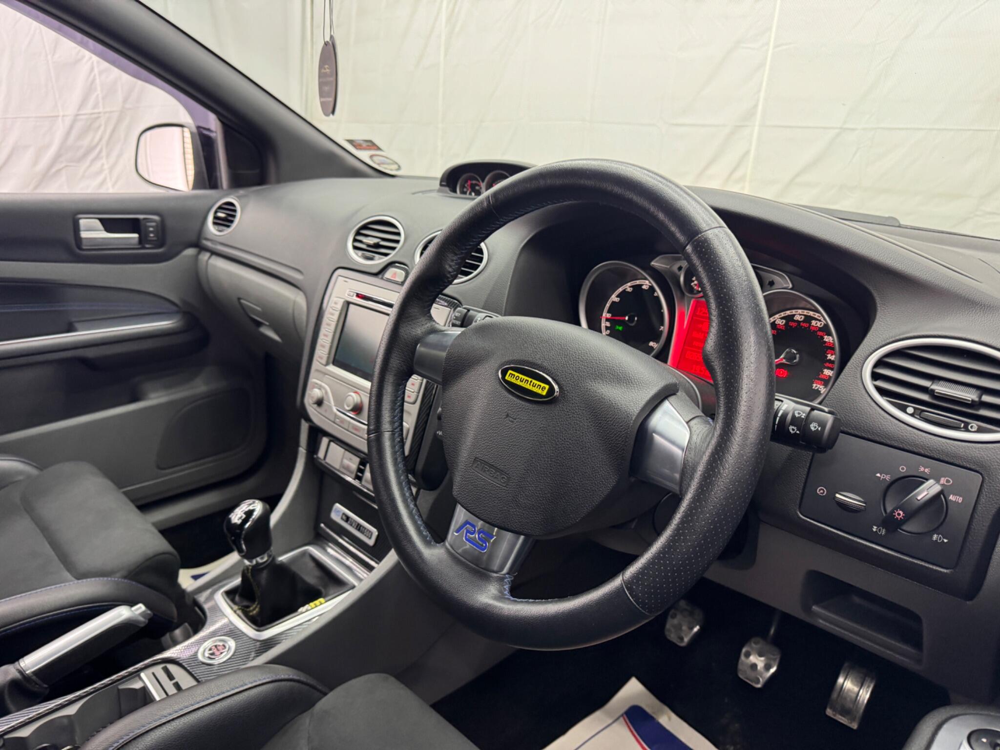Ford Focus view 21