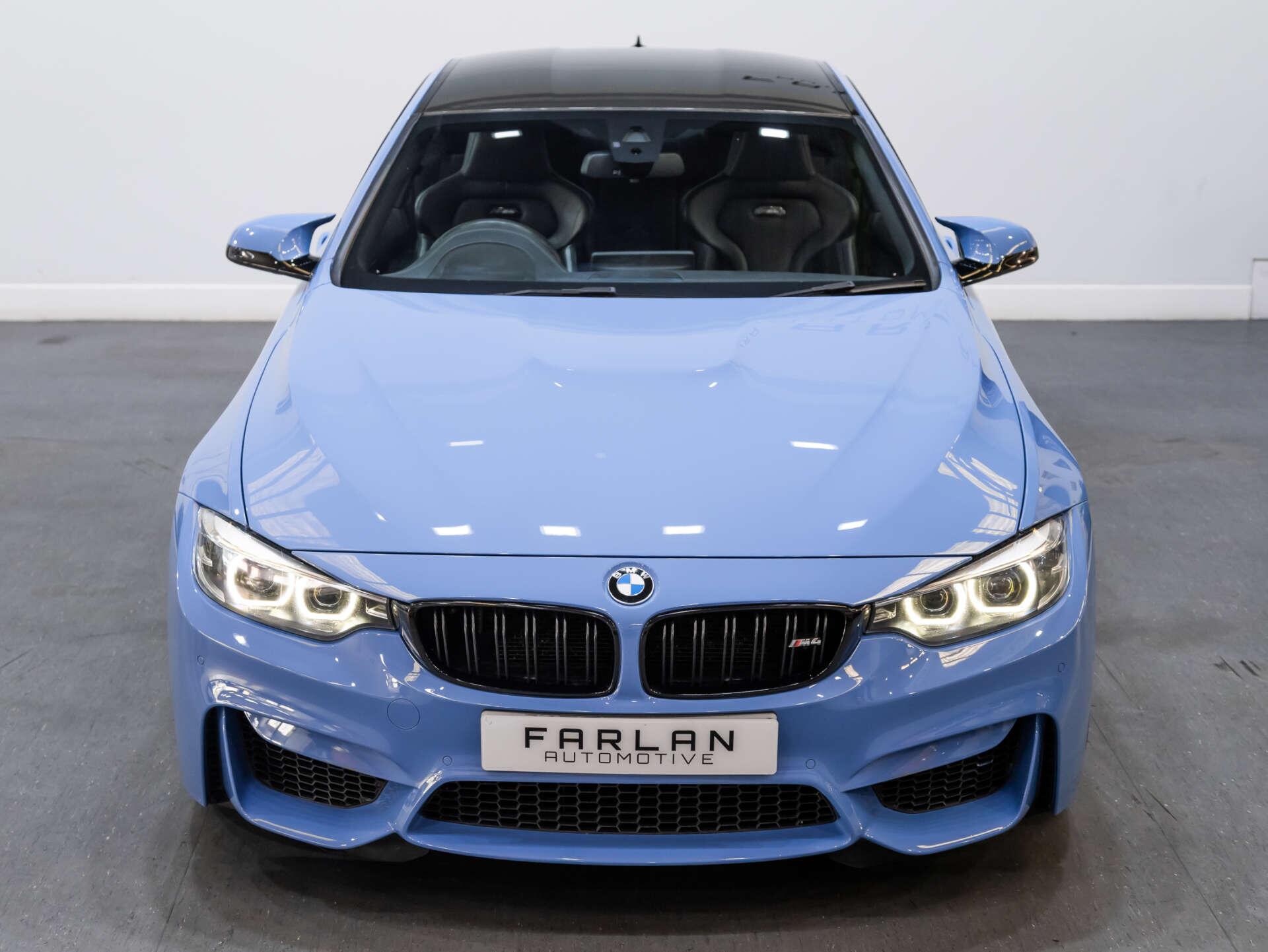 BMW M4 view 12