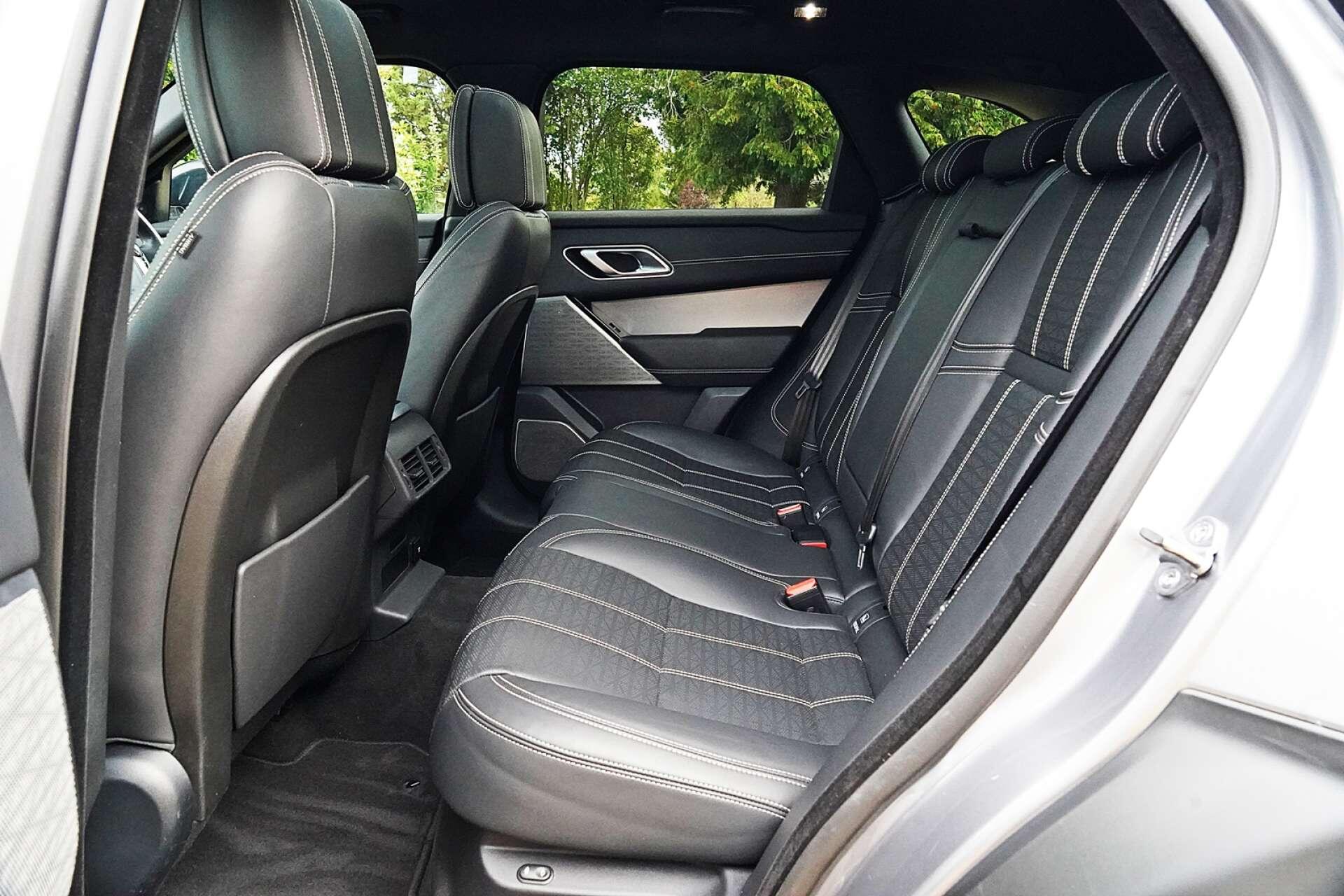 Land Rover Range Rover Velar view 17