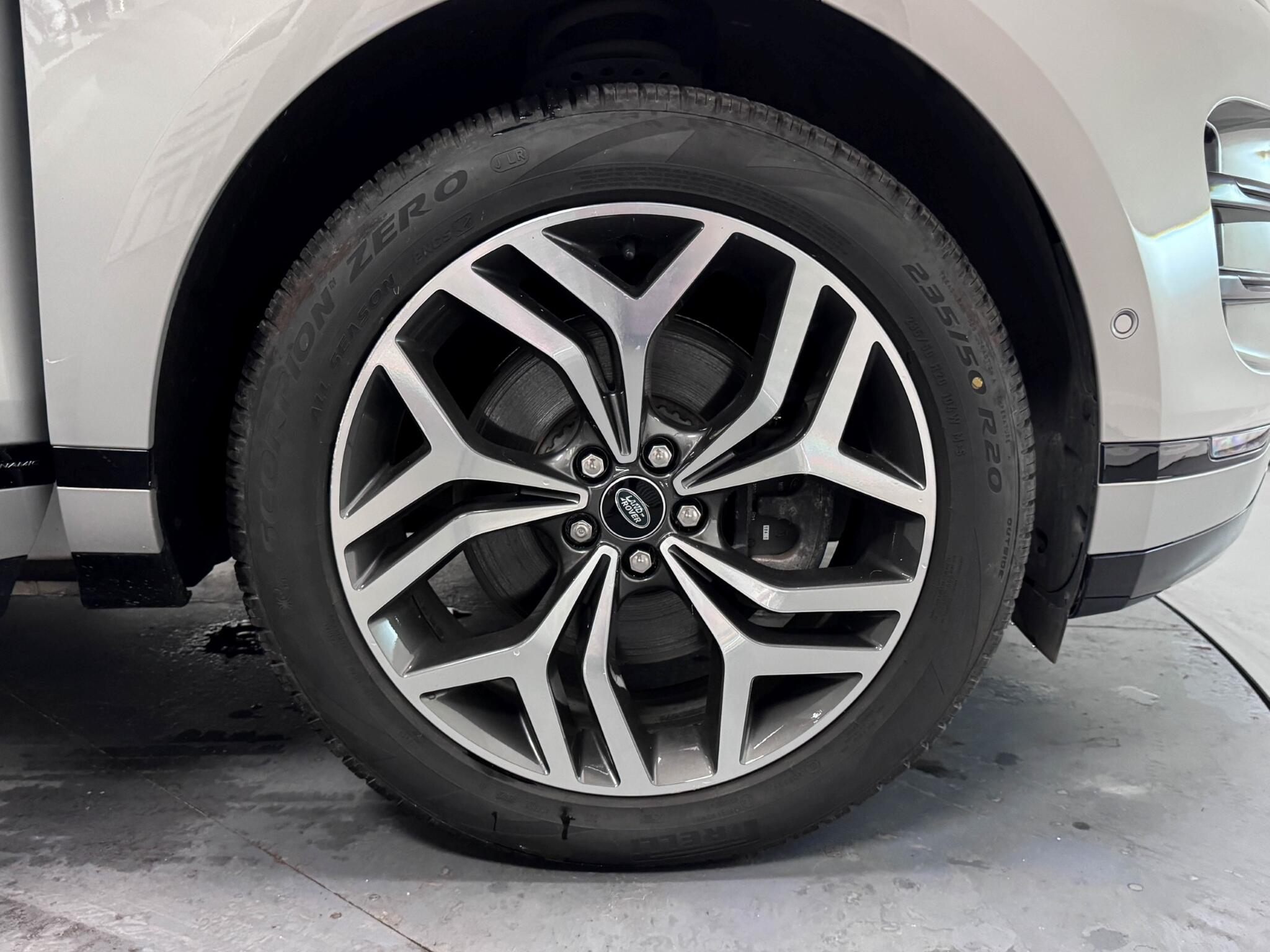 Land Rover Range Rover Evoque view 60