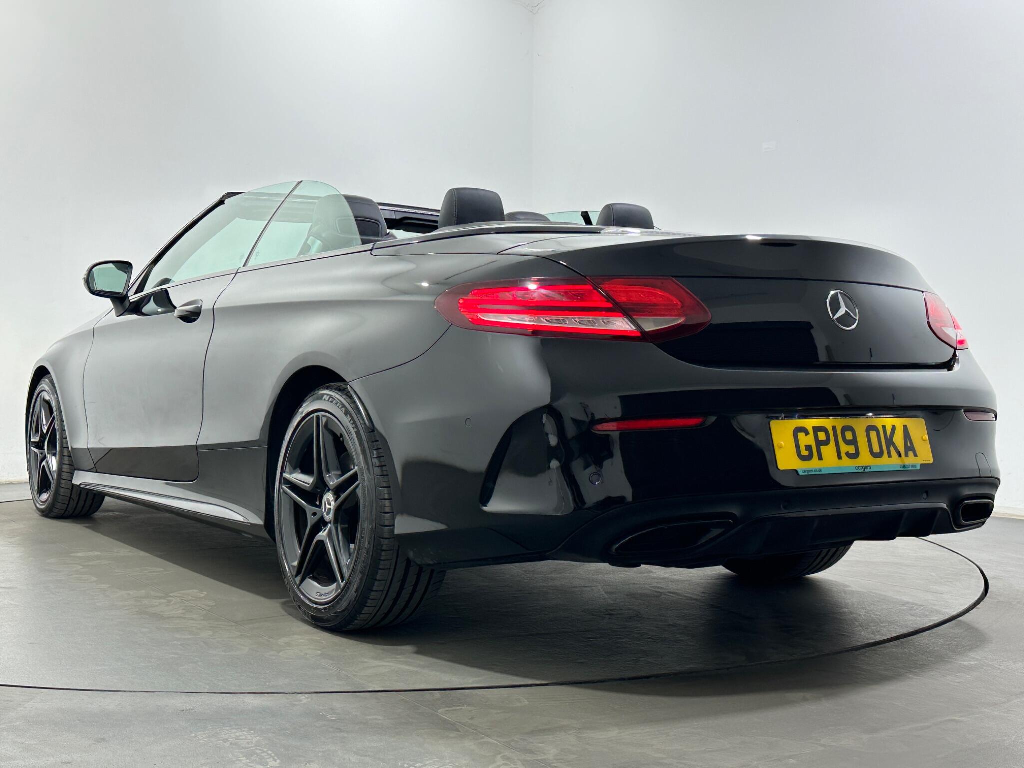 Mercedes-Benz C Class view 44