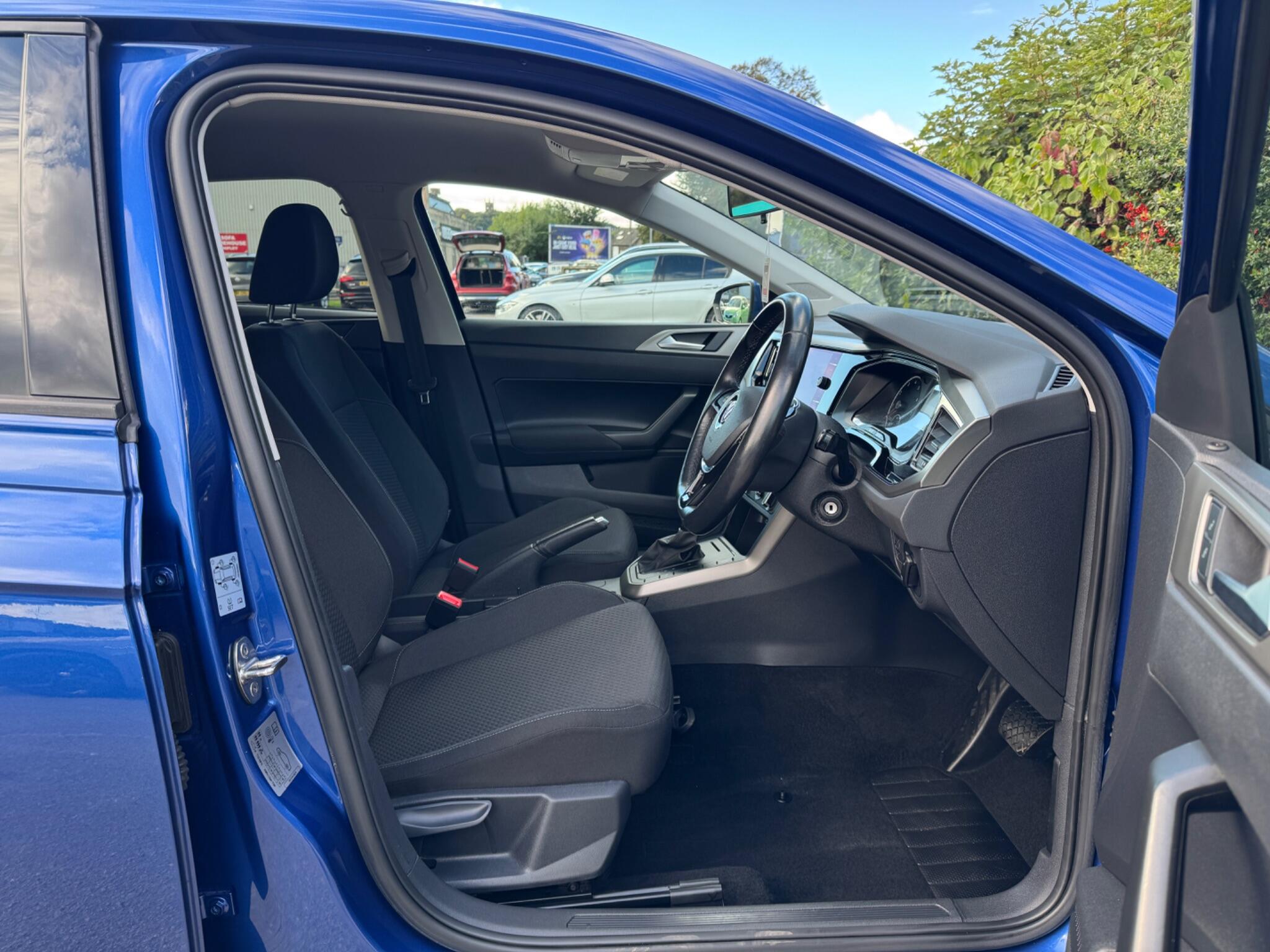 Volkswagen Polo view 48