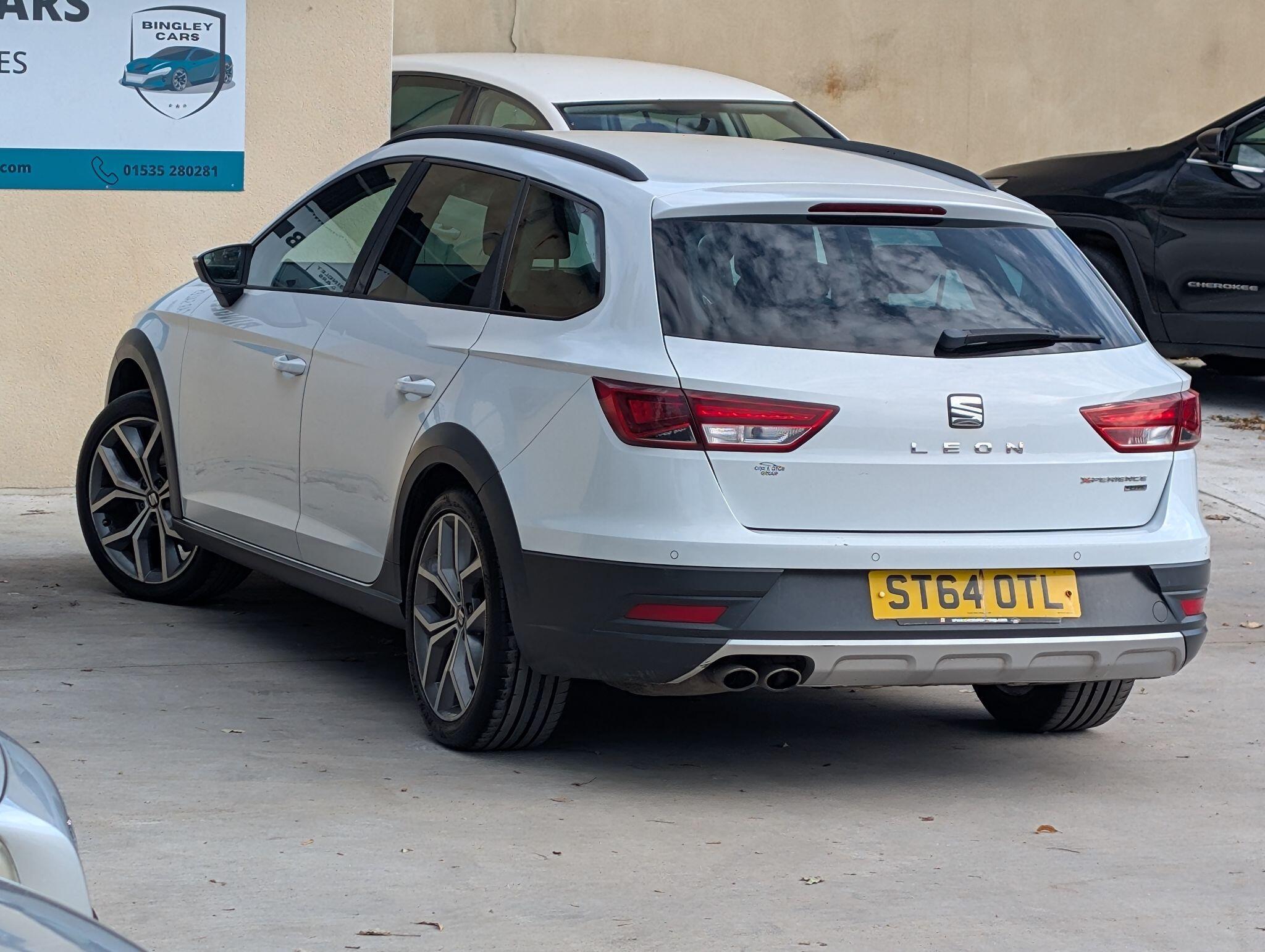 Seat Leon view 5