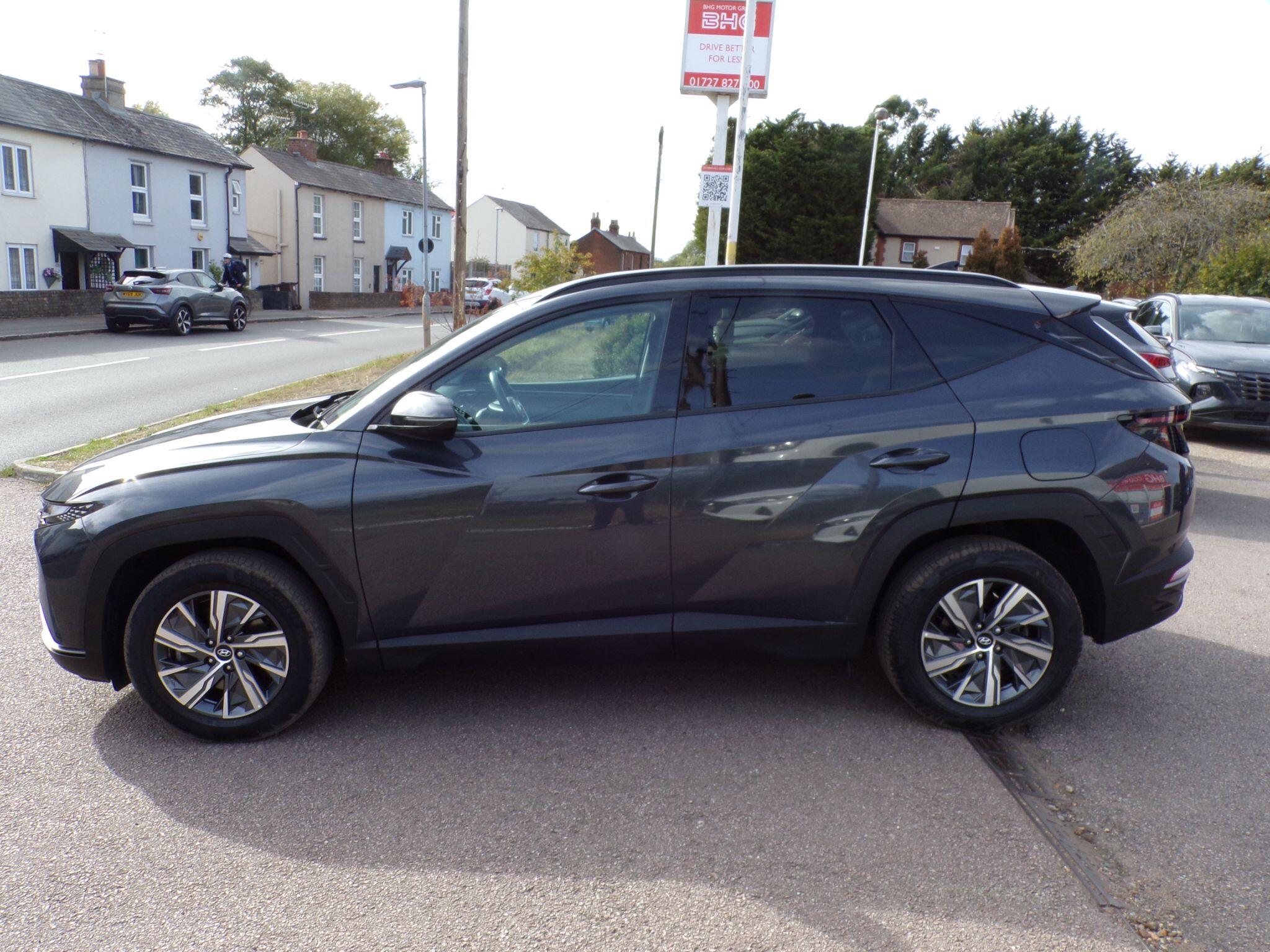 Hyundai Tucson view 8