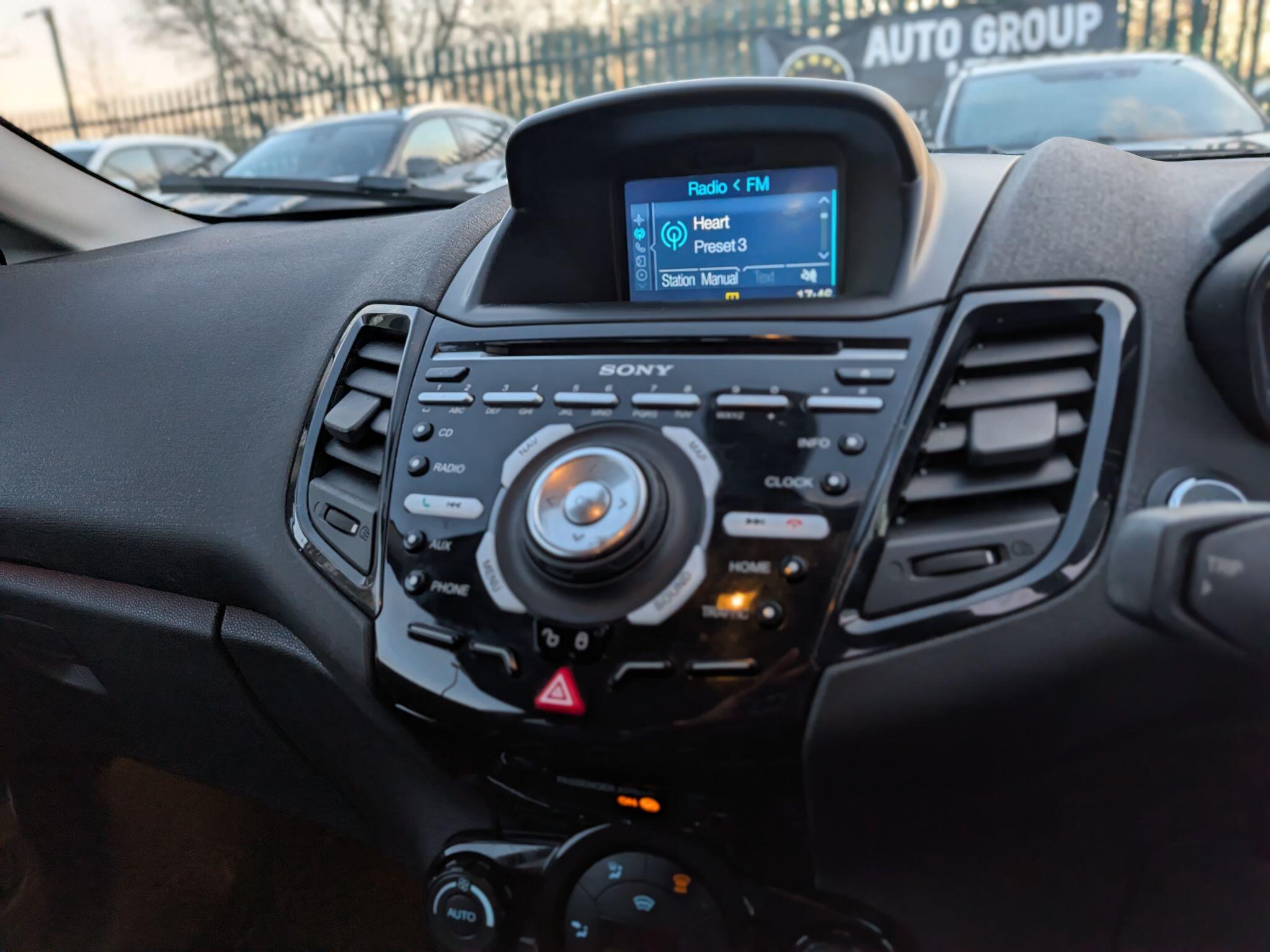 Ford Fiesta view 33