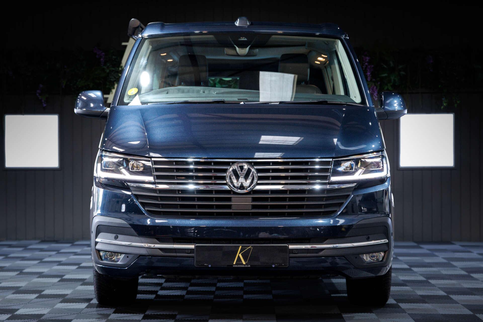 Volkswagen California view 3