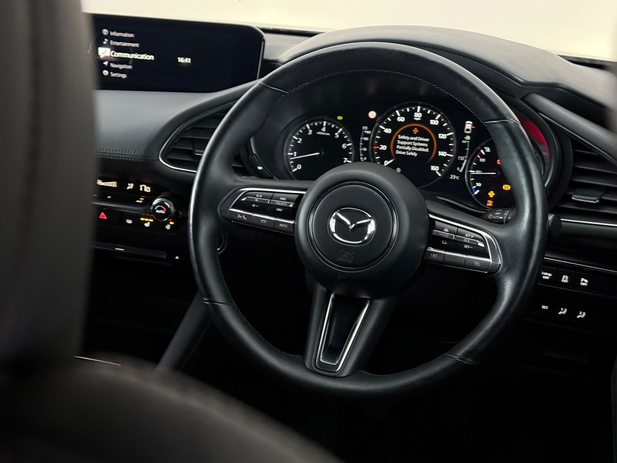 Mazda Mazda3 view 13