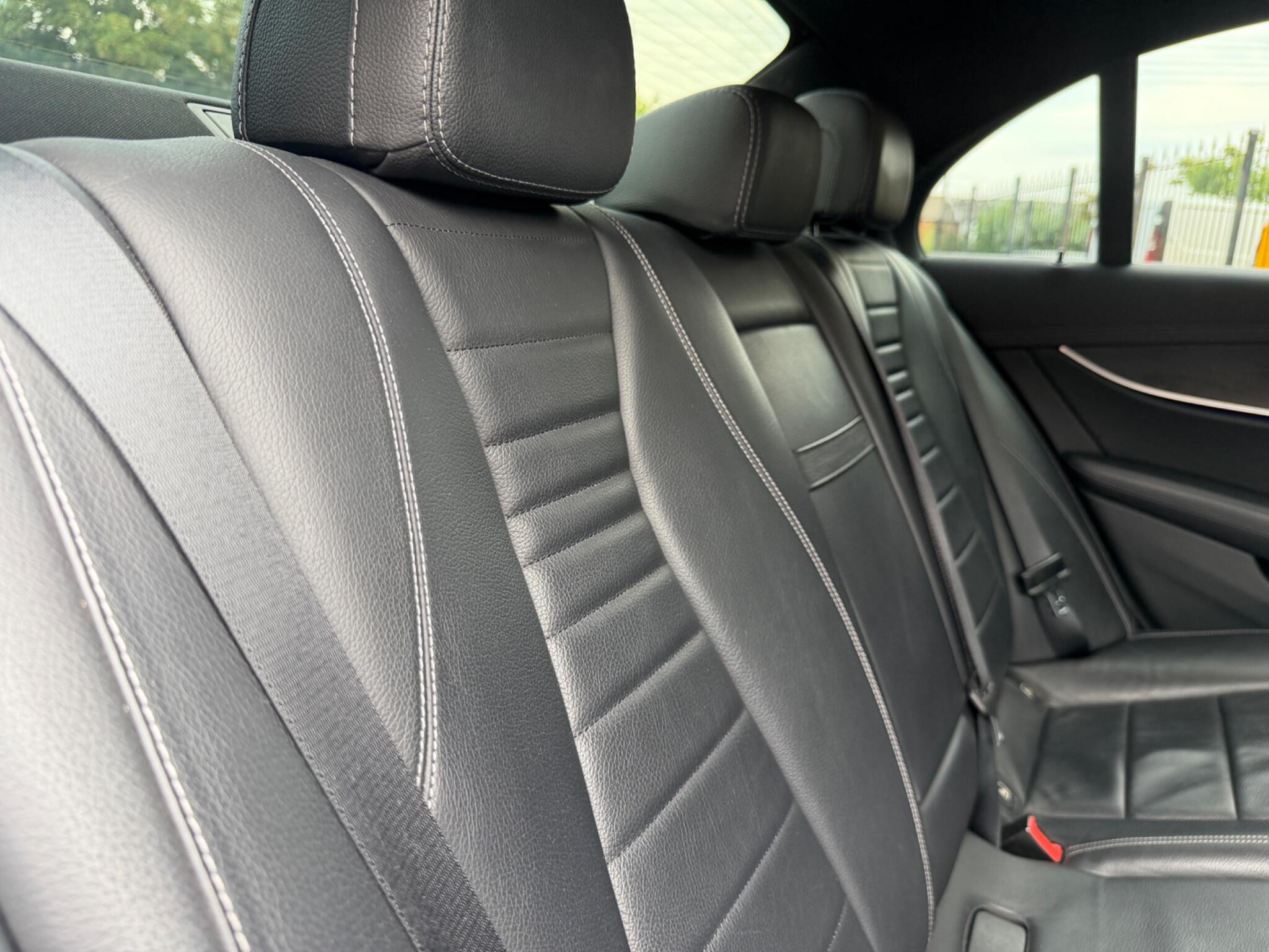 Mercedes-Benz E Class view 40