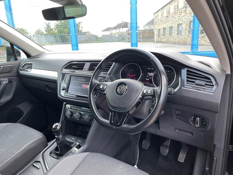 2016 Volkswagen Tiguan image 12