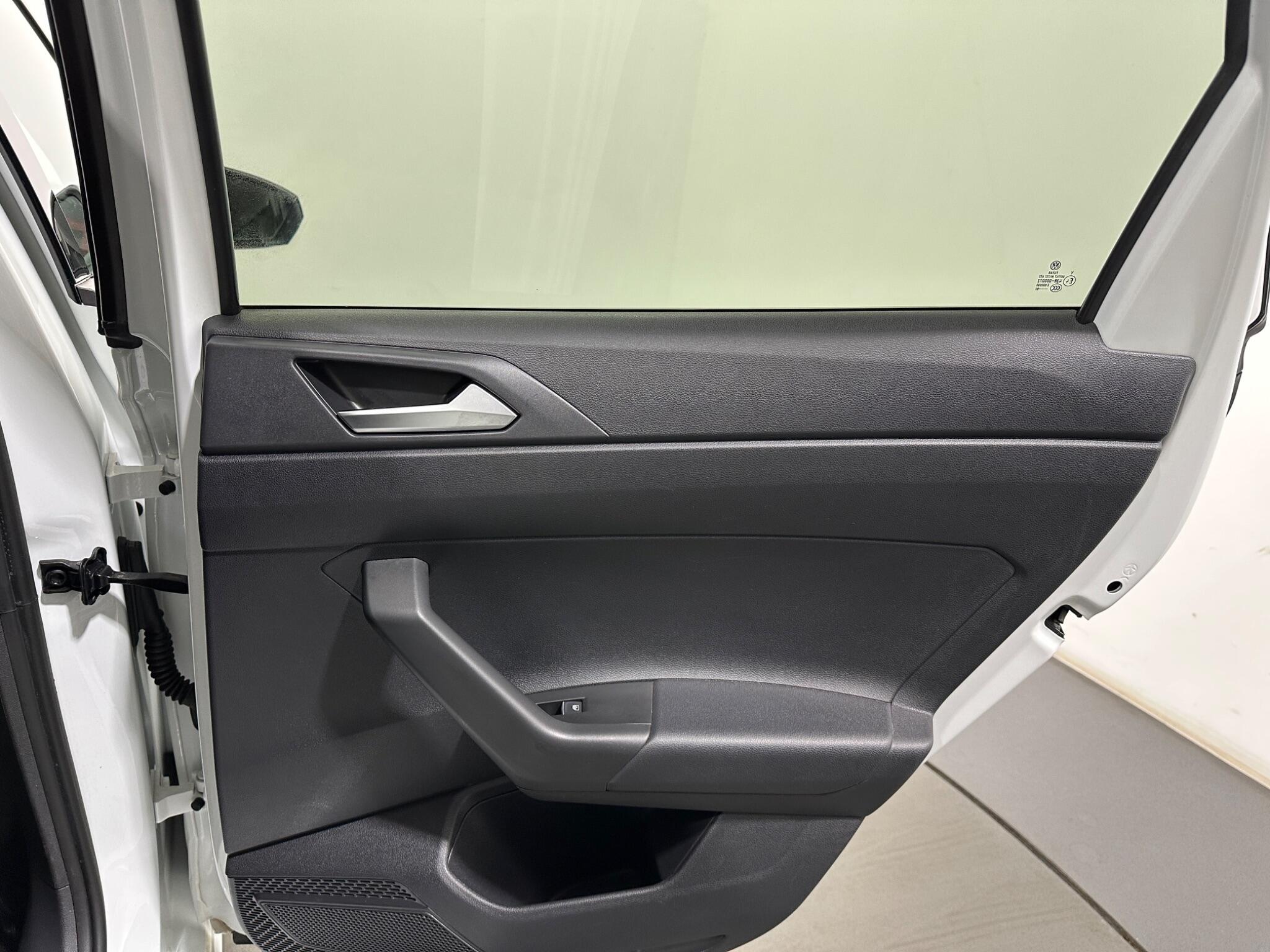 Volkswagen Polo view 42