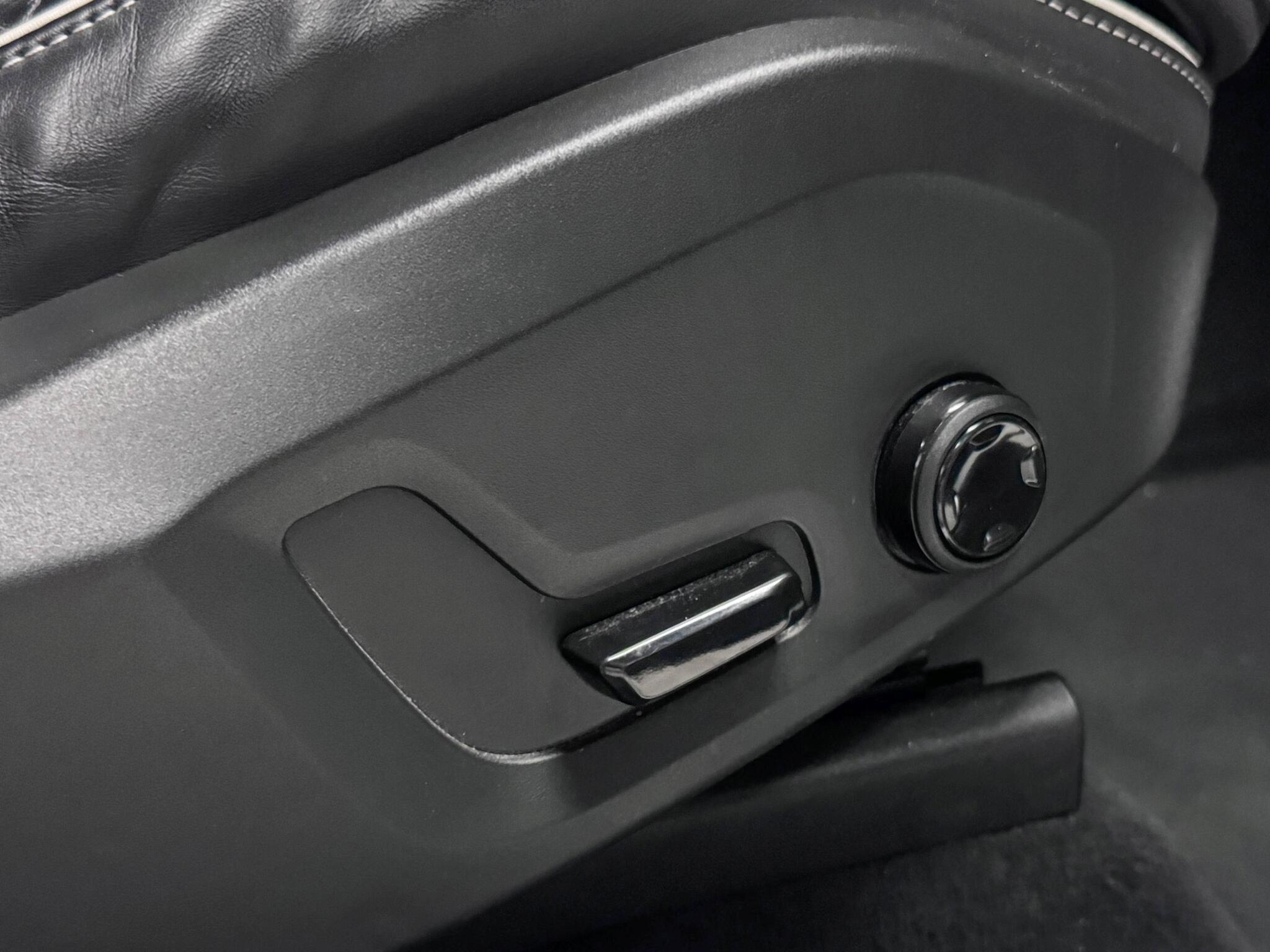 Volvo XC60 view 26