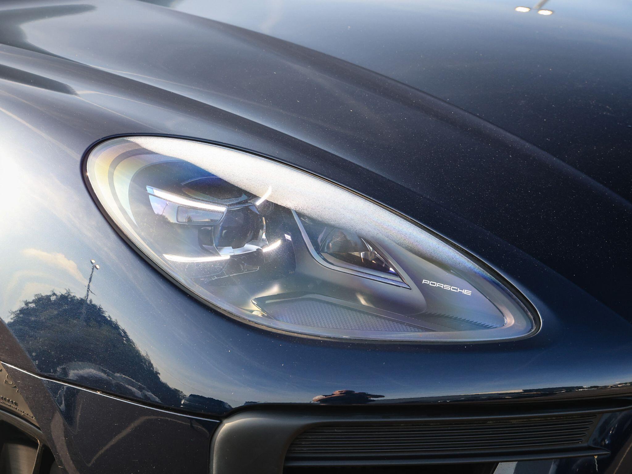 Porsche Macan view 54