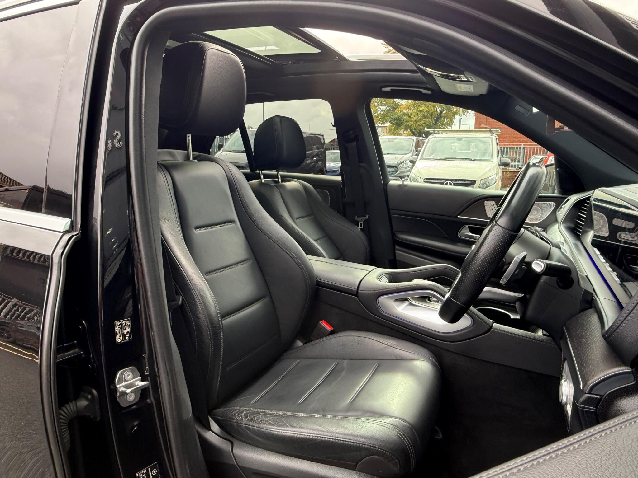 Mercedes-Benz Gle view 16