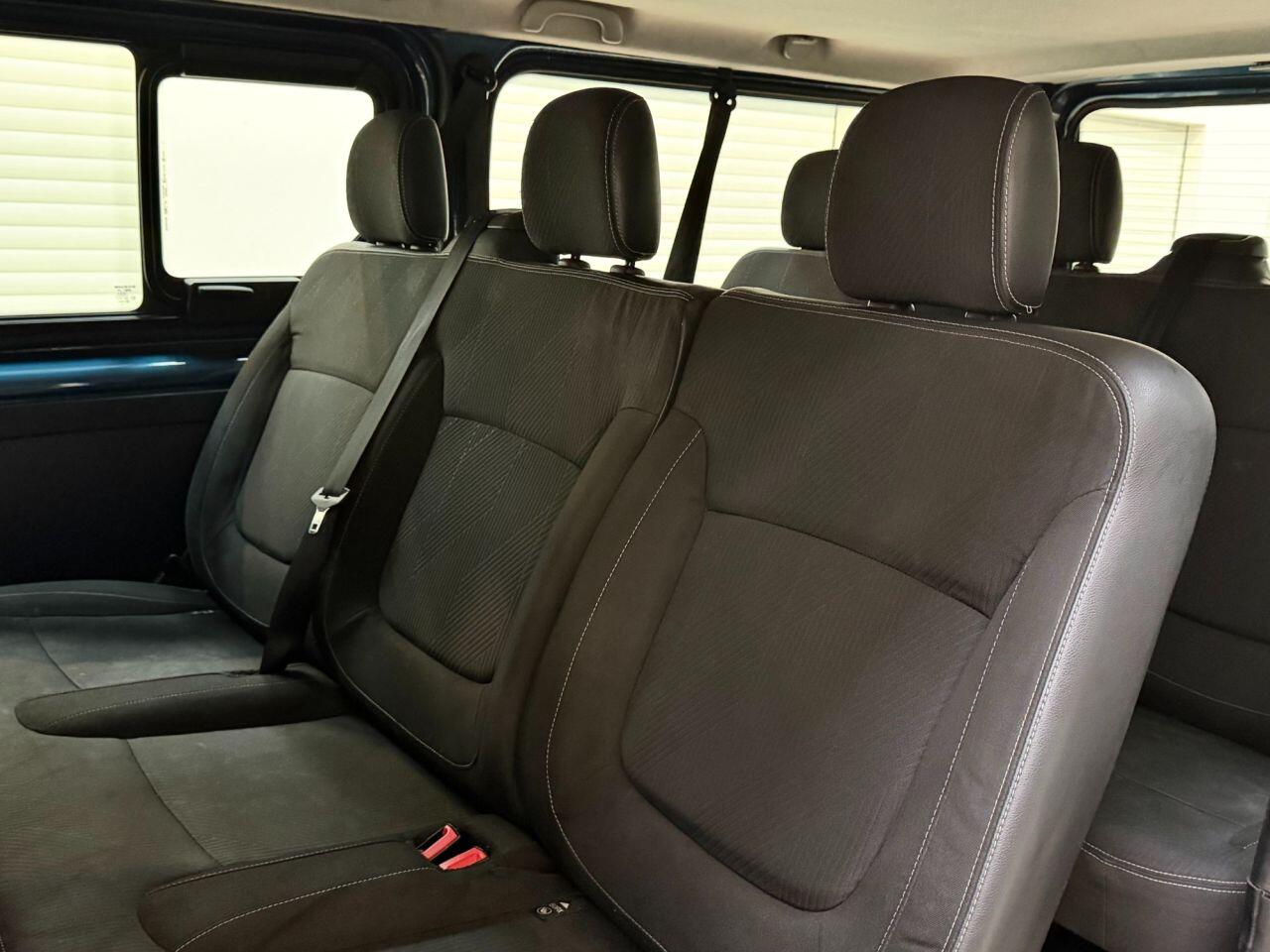 Renault Trafic view 13