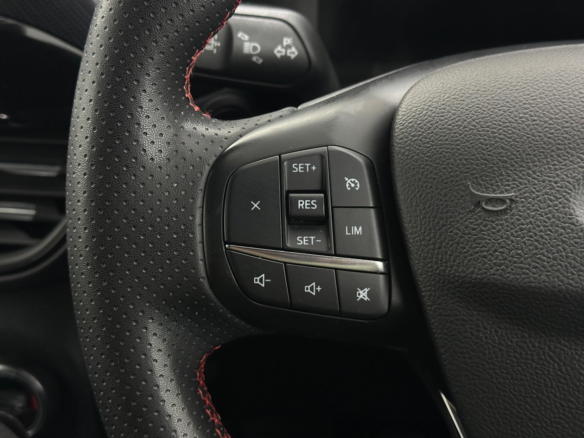 Ford Kuga view 15