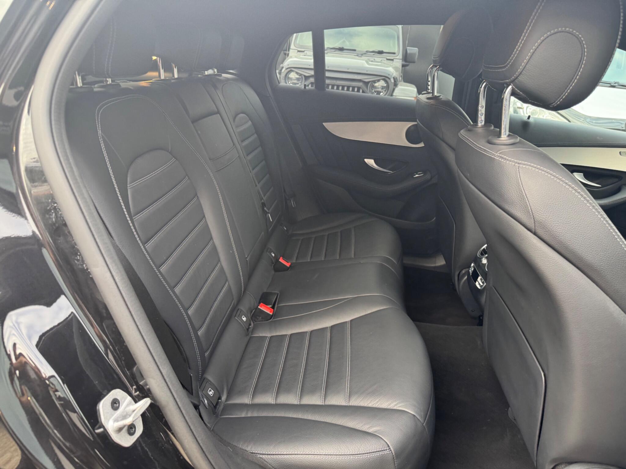 Mercedes-Benz GLC view 18
