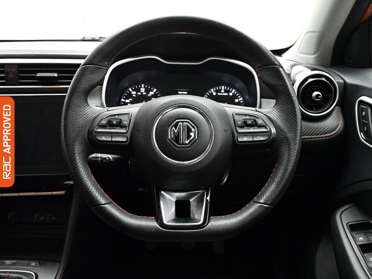 MG ZS view 9