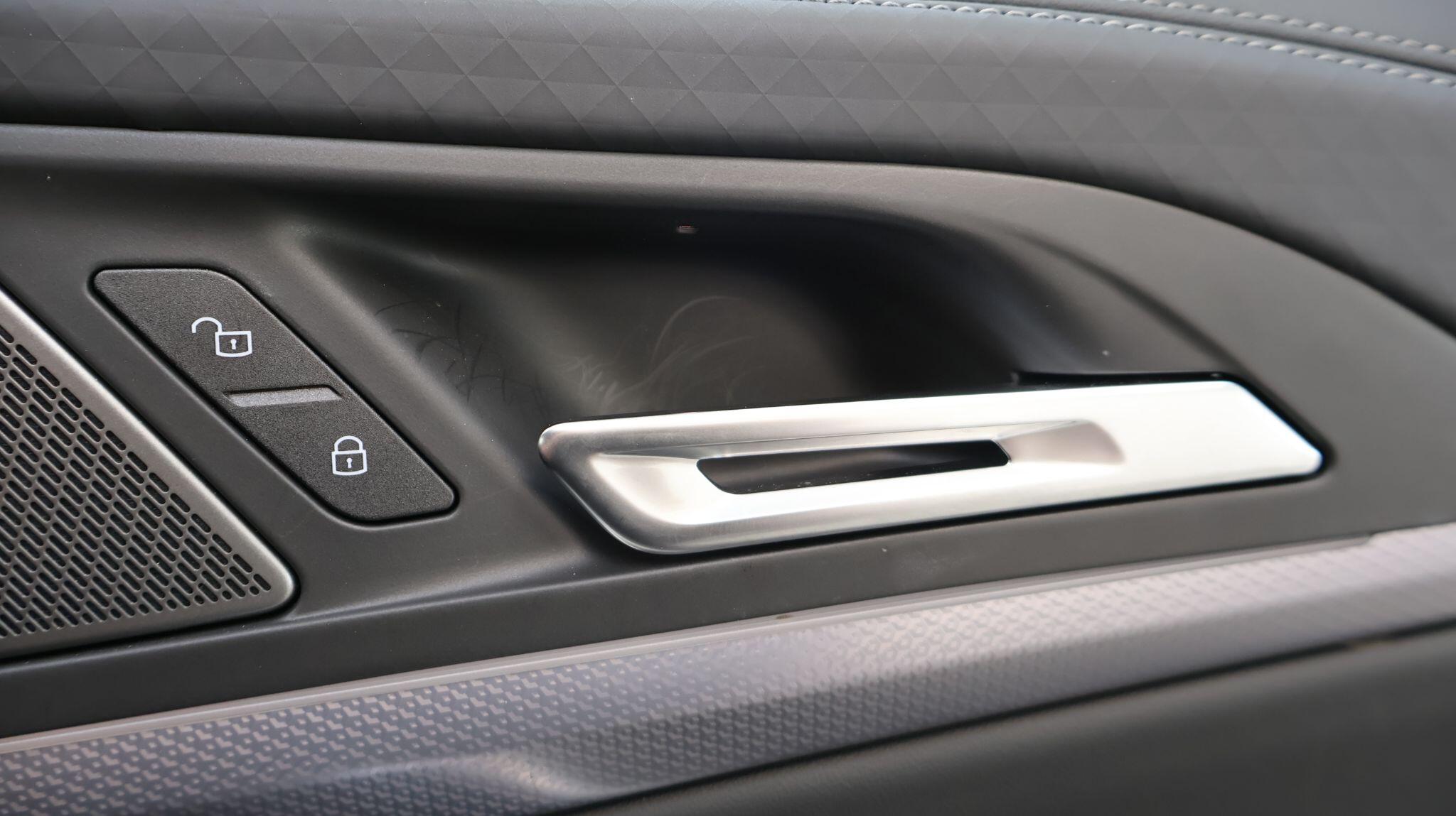 BMW iX2 view 32