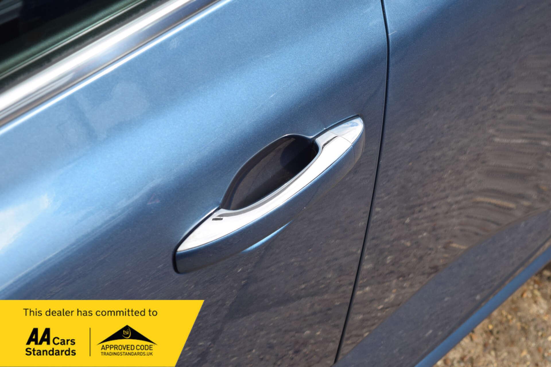 Renault Megane view 14