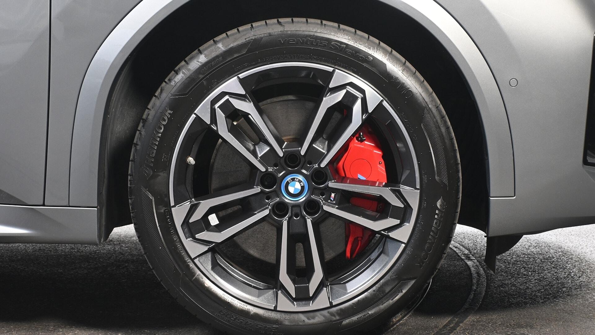 BMW iX2 view 14