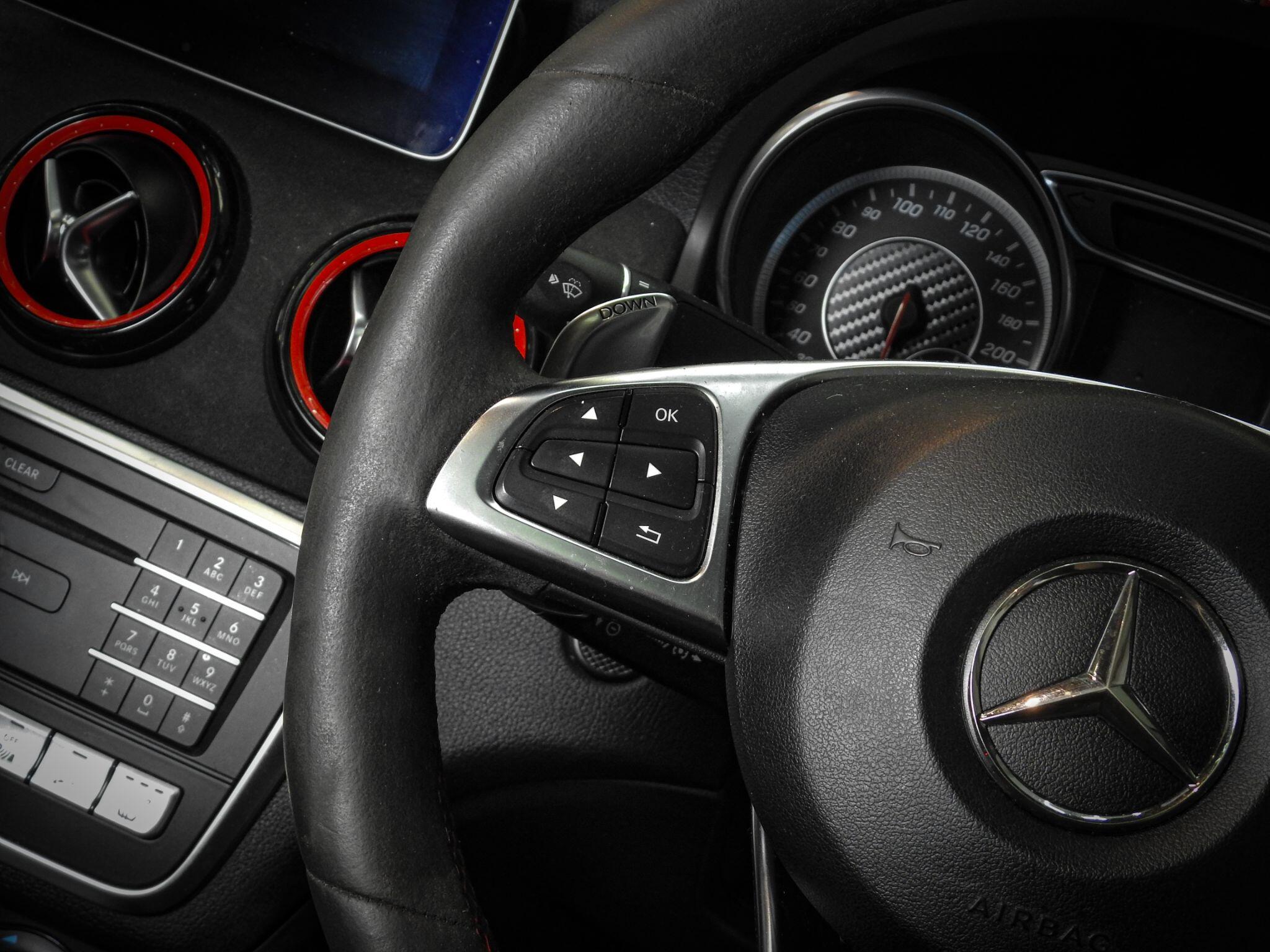 Mercedes-Benz Cla view 29