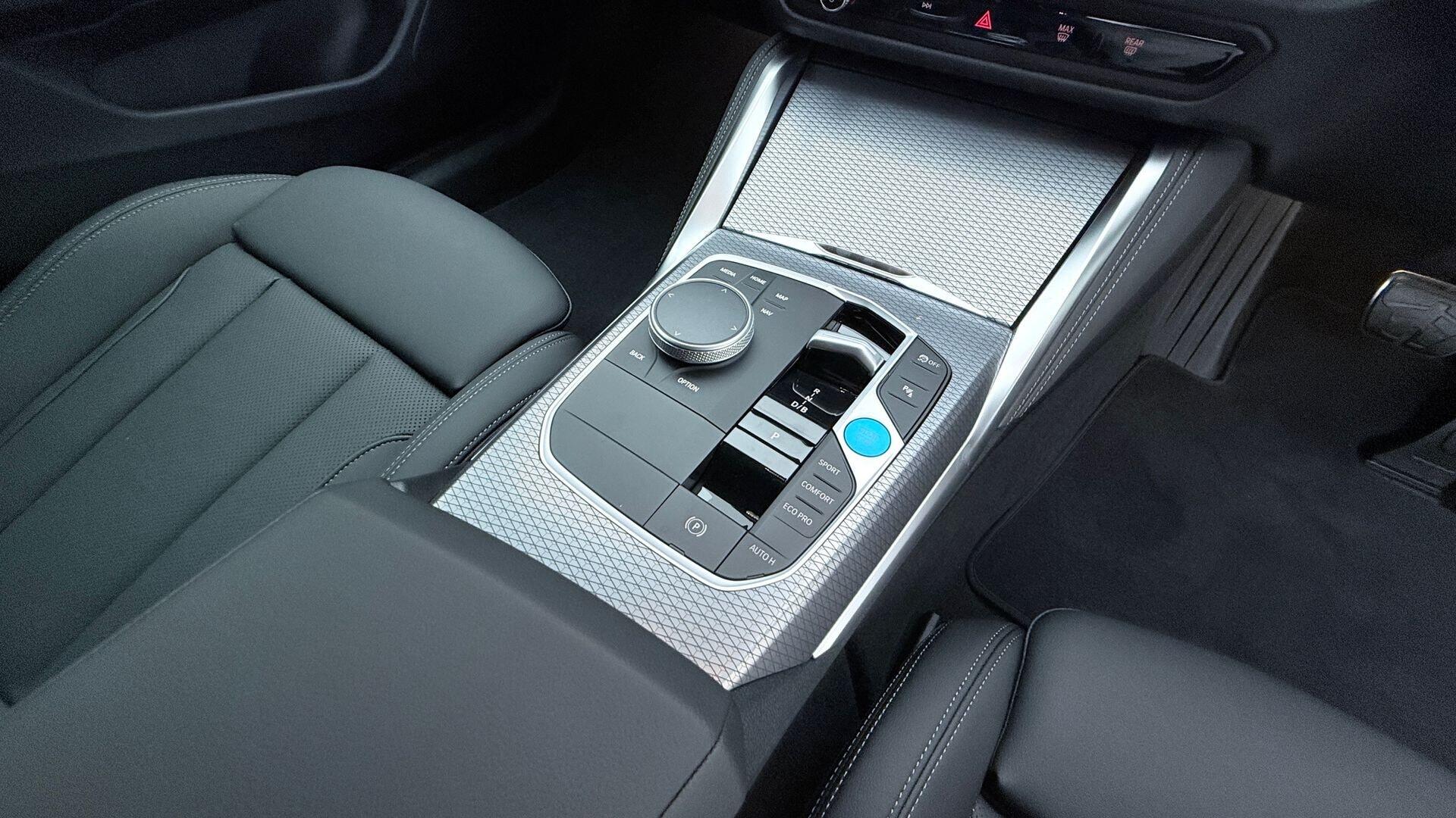 BMW I4 view 10