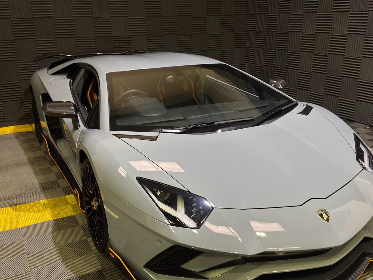 Lamborghini Aventador view 20