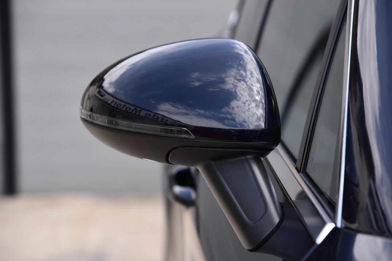 Porsche Macan view 16