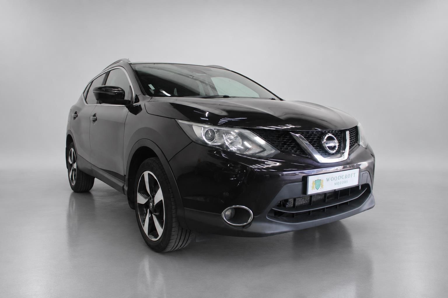 2017 Nissan Qashqai in Black for sale