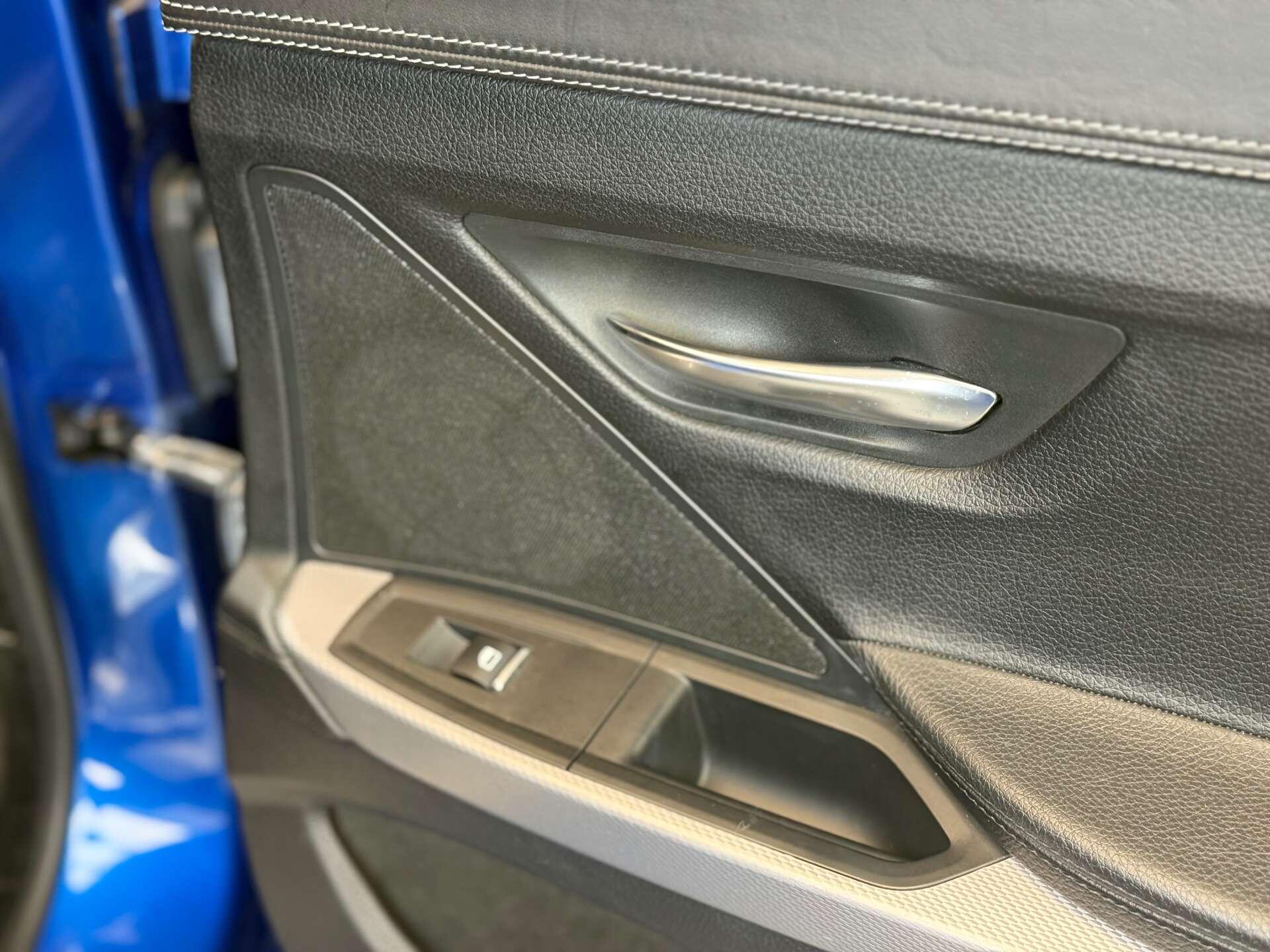 BMW 6 Series view 23