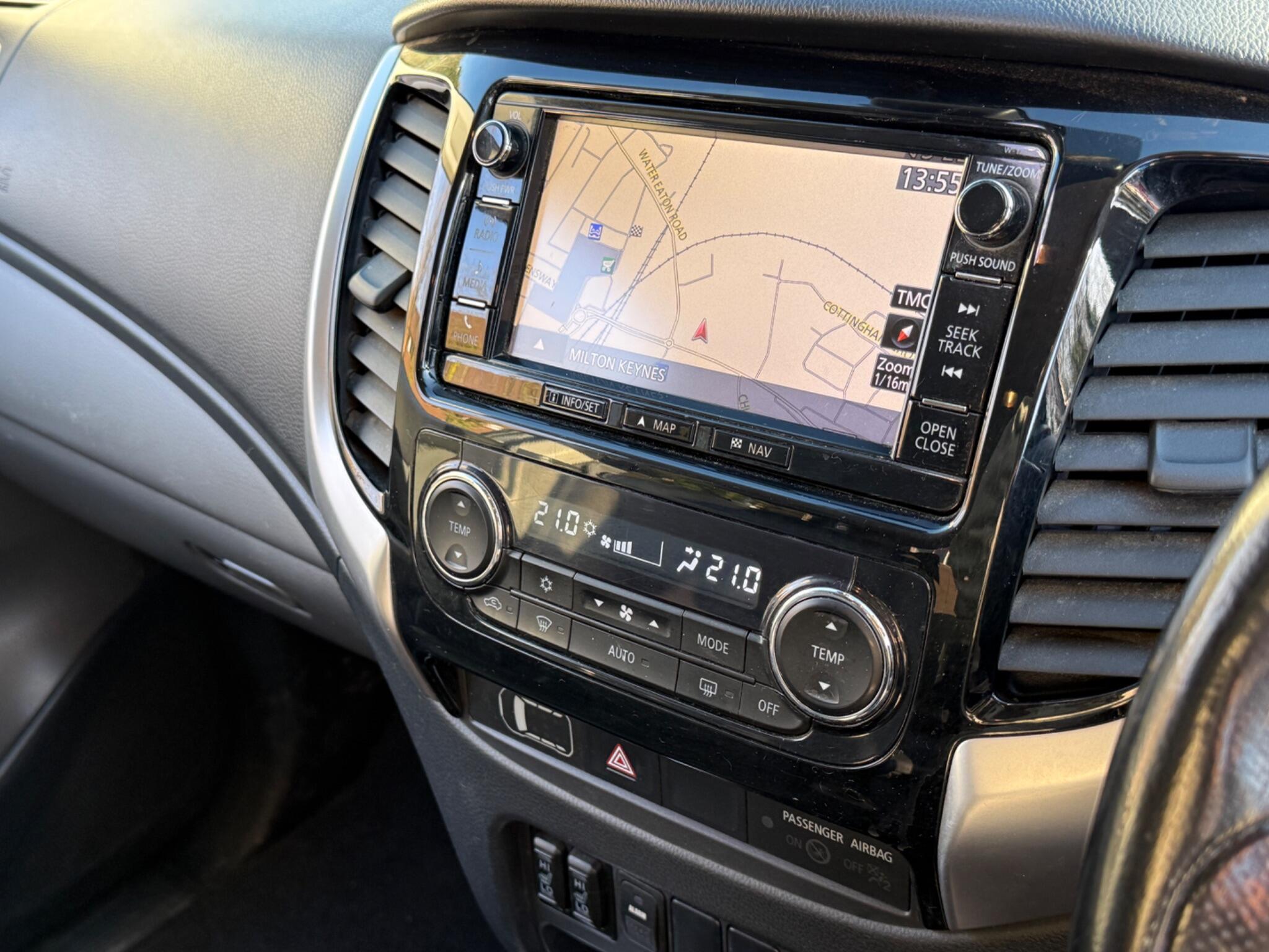 Mitsubishi L200 - Image 63