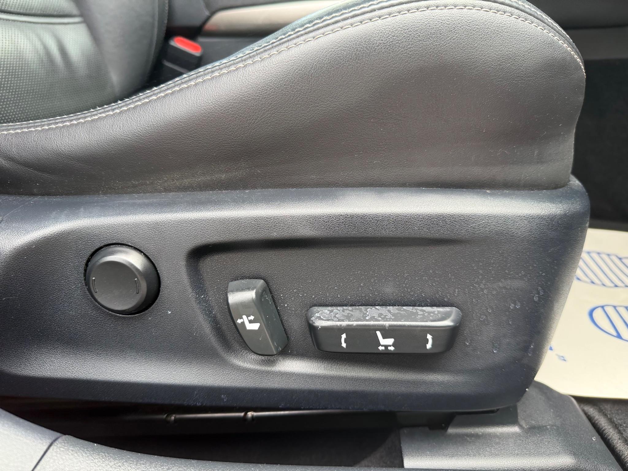 Lexus Is view 19