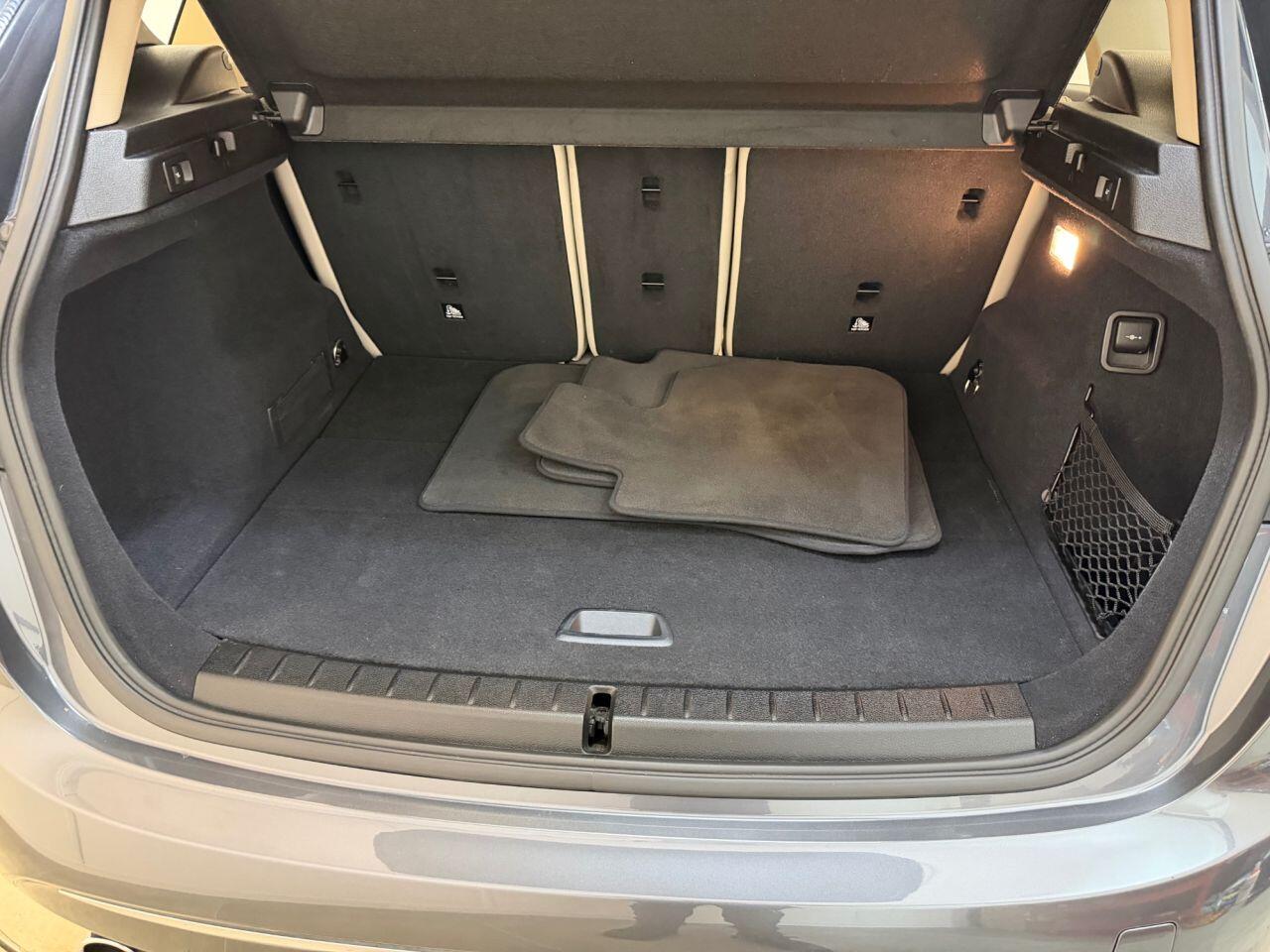 BMW 2 Series Active Tourer view 26