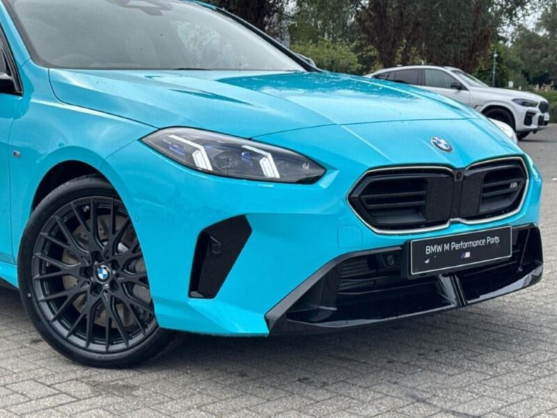 BMW 1 Series view 44